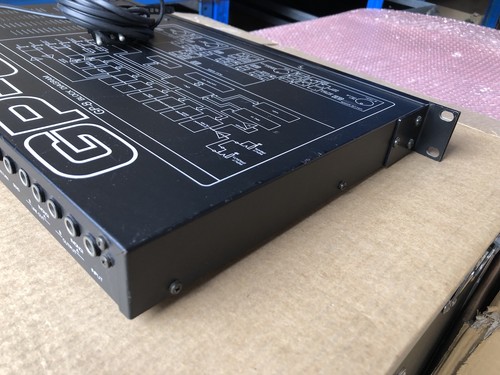 ROLAND GP-8 Gitarren-Multi-Effects-Processor Analog/Digital 8-fach BOSS Pedale - Bild 8 von 9
