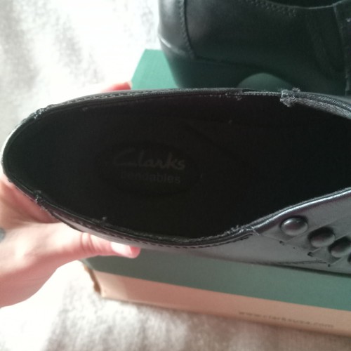 Clarks Ingalls Falls slip-on loafers Leather upper Black block heel Casual - 第 6/8 張圖片