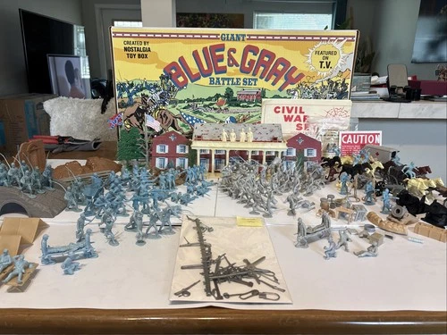 1961 Marx Giant Blue And Gray Playset #4763  In Repro Box