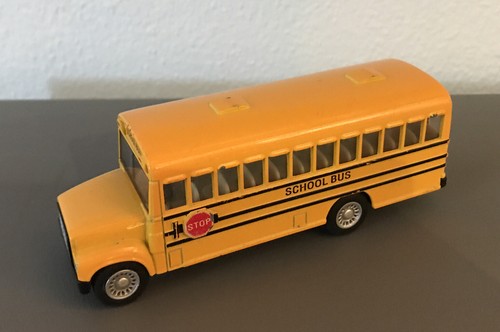 Push And Go School Bus AND Monster Truck Pull Back Kinsfun Schoolbus Toys Bund - Picture 7 of 10
