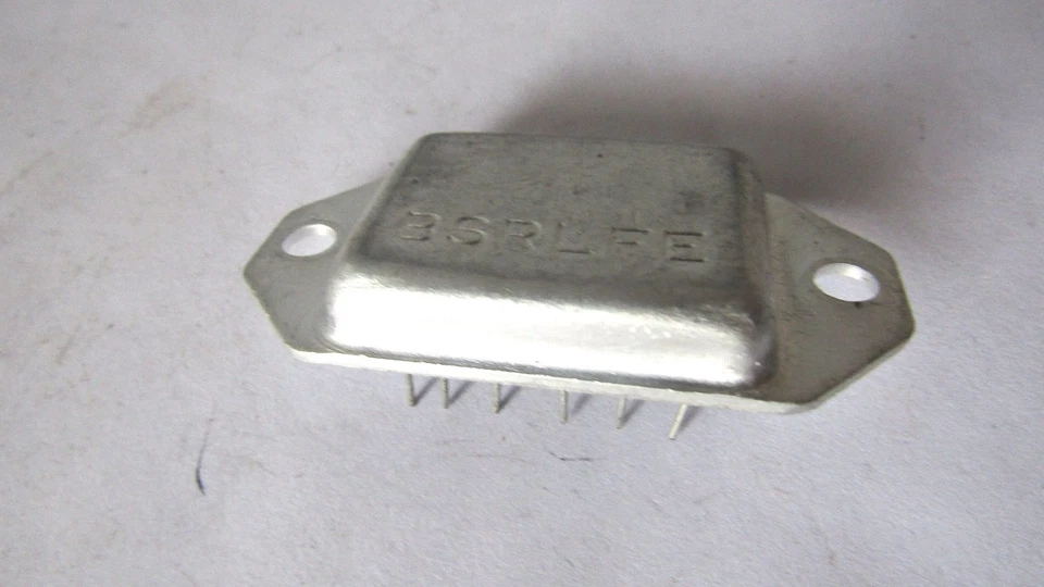 标准 VR175 电压调节器 — 第 2/4 张图片