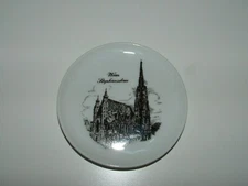 Wien Stephansdom 3-1/2" Plate, Hassenpflug Wien Austria Handarbeit, pre-owned