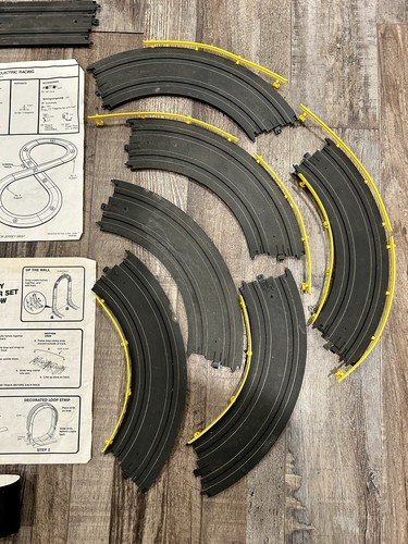 115+ PIECES Track Lot Vintage TYCO Rc 1983-1988 Slot Car Multiple Sets No Cars - Picture 6 of 9