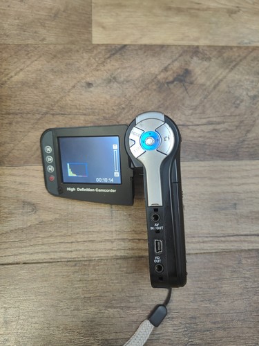 Aiptek 720P HD Video Camera, UNTESTED - Picture 2 of 7