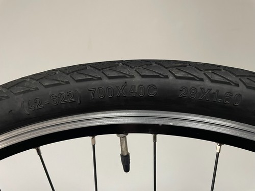 Raleigh Mach1 240 Hybrid Bike 700c 28" Front Wheel with Tyre Quick Release - Picture 8 of 11