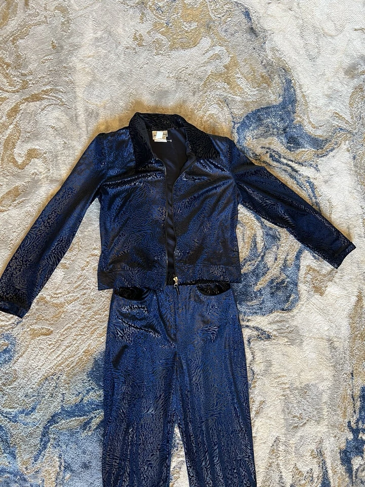 Traje pantalón de terciopelo azul estampado animal Joseph Ribkoff para mujer talla 8 vintage Foto 4 de 4