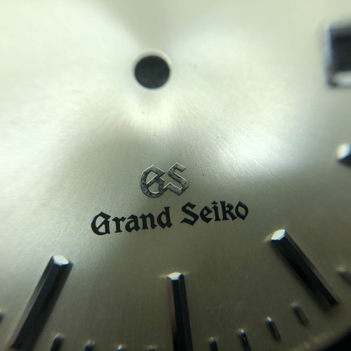 [w1657] Grand Seiko 9587-7010 Dial Piezas Nuevo de Lote Antiguo XS13 GS Fecha Cuarzo Casi Nuevo/Fr - Imagen 11 de 12