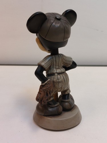 Vintage Mickey Mouse Walt Disney World Baseball Bobblehead - Picture 7 of 12