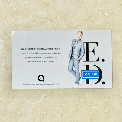 ED Ellen DeGeneres on Air Fig & Pomegranate Scented Candle 9.5 oz - NEW - Picture 3 of 4