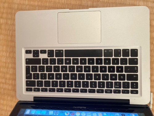 Apple MacBook Pro 2009 2.53 GHz Intel Core 2 Duo No HD - Picture 4 of 8