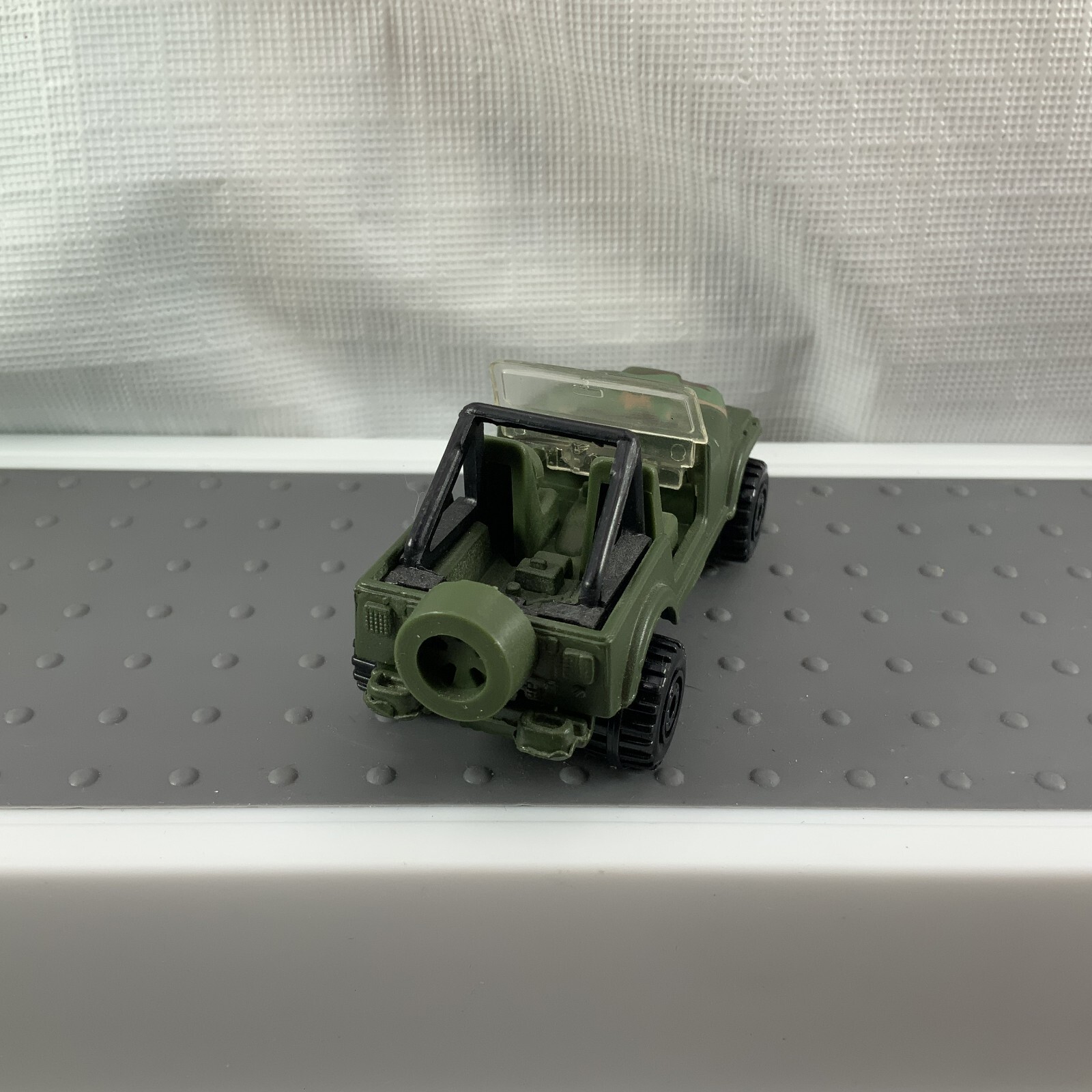 Picture 2 of 6