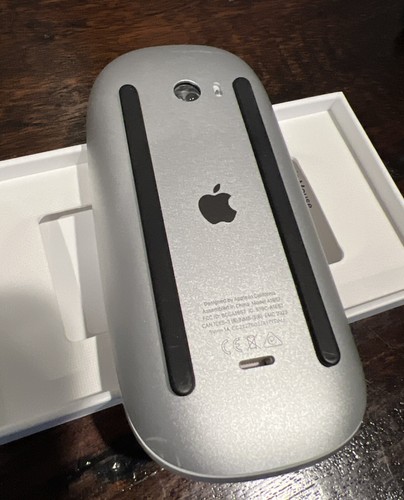 Wireless Apple Magic Mouse with Multi Touch Surface MK2E2AM/A, New Open Box - Bild 2 von 4