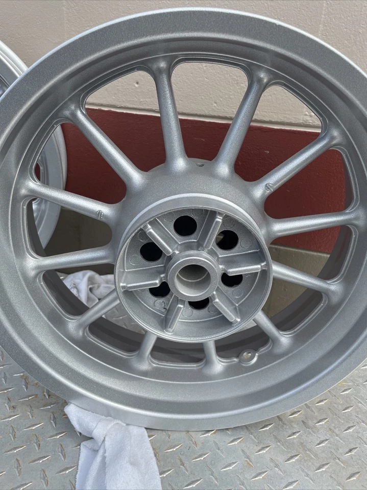 Yamaha XV 1900 2006-2011 Stratoliner Roadliner rueda trasera y polea Foto 4 de 4