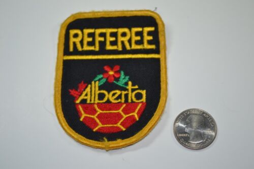 Toppa Arbitro Calcio Alberta Canada Tessuto Panno Vintage 2,5"x 3,25" - Foto 2 di 3