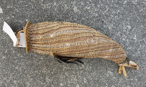 Funda para pene - Pajita tejida Koteka nueva con etiquetas - Cara y animal Papúa Nueva Guinea PNG 19,5"" - Imagen 8 de 10