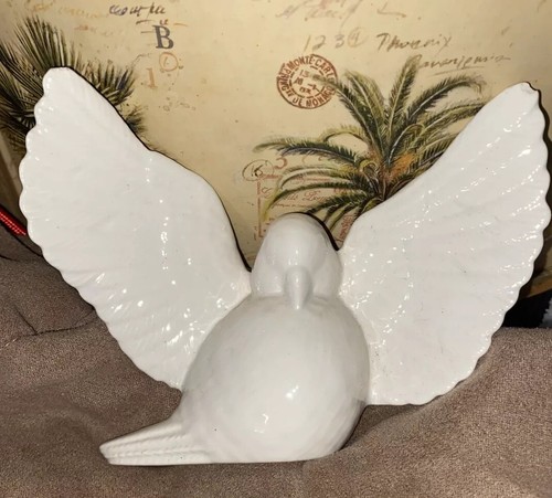 White Wedding Dove figurine Porcelain Spread Wings - Picture 9 of 10
