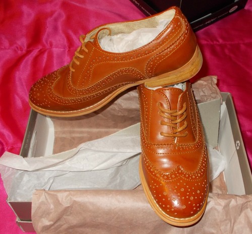 Women Work Shoes Dressy Business SIZE 7 Low Heel By WANTED Navy Blue Brown Ivory - Picture 3 of 17