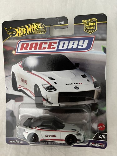2024 Hot Wheels Car Culture Race Day Set di 5 auto BMW Bentley Nissan Porsche Co - Foto 4 di 7