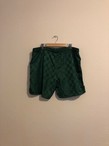 Men’s Vintage Puma Checkered Shorts M (Green) - Picture 2 of 3