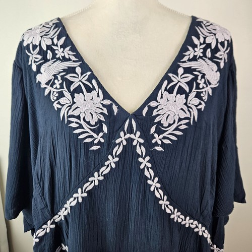 Knox Rose Women's Plus Size 4X Navy Blue Embroidered Boho Tunic Top Casual - Picture 4 of 10