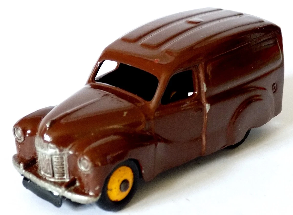 Dinky Toys Austin Wagon 412 – 1:43 – Collection Angleterre – Occasion