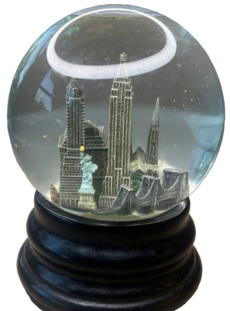 Saks Fifth Avenue Snow Globe for sale | eBay