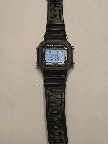VINTAGE DIVER 200m MEN'S DIGITAL ALARM CHRONOGRAPH WATCH"CASIO" G-SHOCK DW-6800