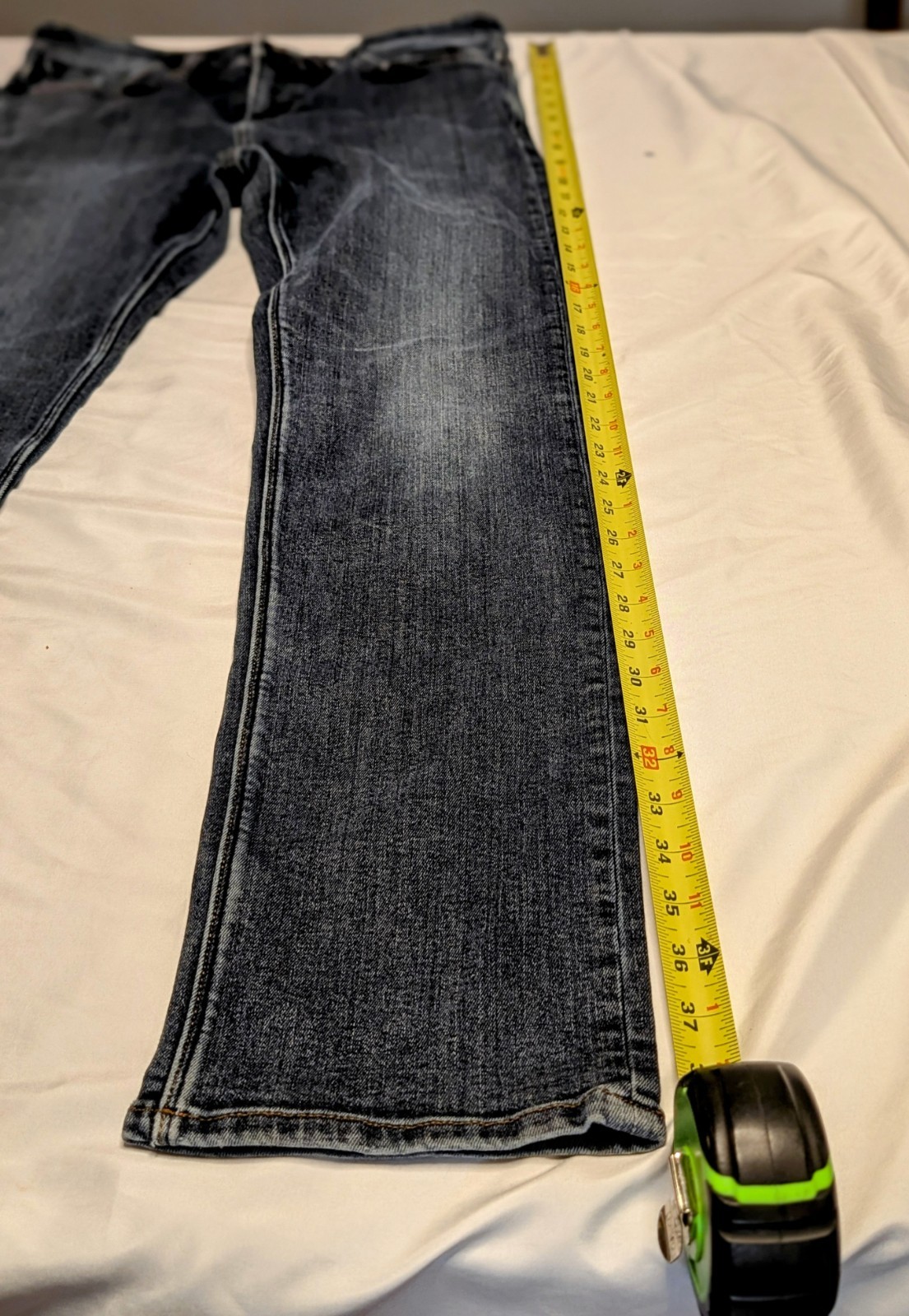 Picture 3 of 12