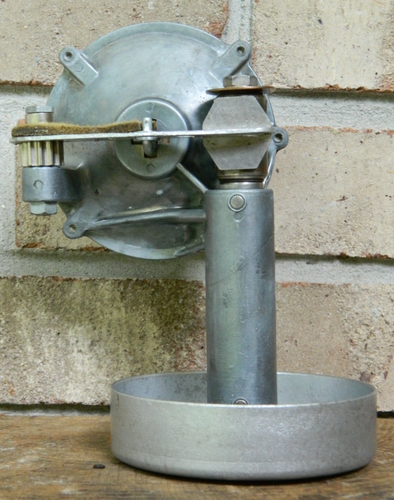 Vintage Trico Windshield Washer Vacuum Pump, Scarce Model, AS-IS (READ) - Picture 4 of 11