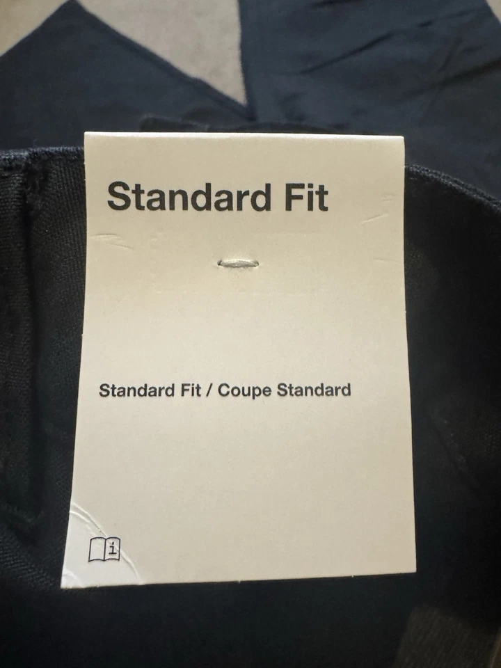 Pantalones negros Jordan de ajuste estándar para mujer (pequeños) Foto 3 de 4