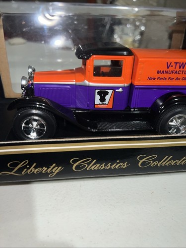 Liberty Classics V-Twin Motorcycle Ford Delivery Truck 1:24 Diecast NEW NIB RARE - Picture 8 of 9