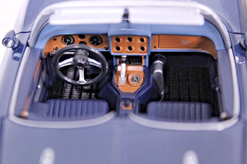 AMT Ertl 8089 Chevy Corvette Convertible - "Mako Shark" 1:25 Scale - New!! - Picture 6 of 6