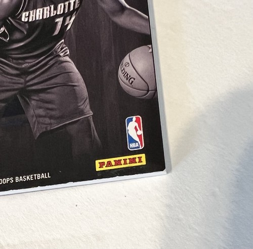 Michael Kidd Gilchrist 2014-15 NBA Hoops Rookie Remembrance Wore Material - Bild 3 von 8