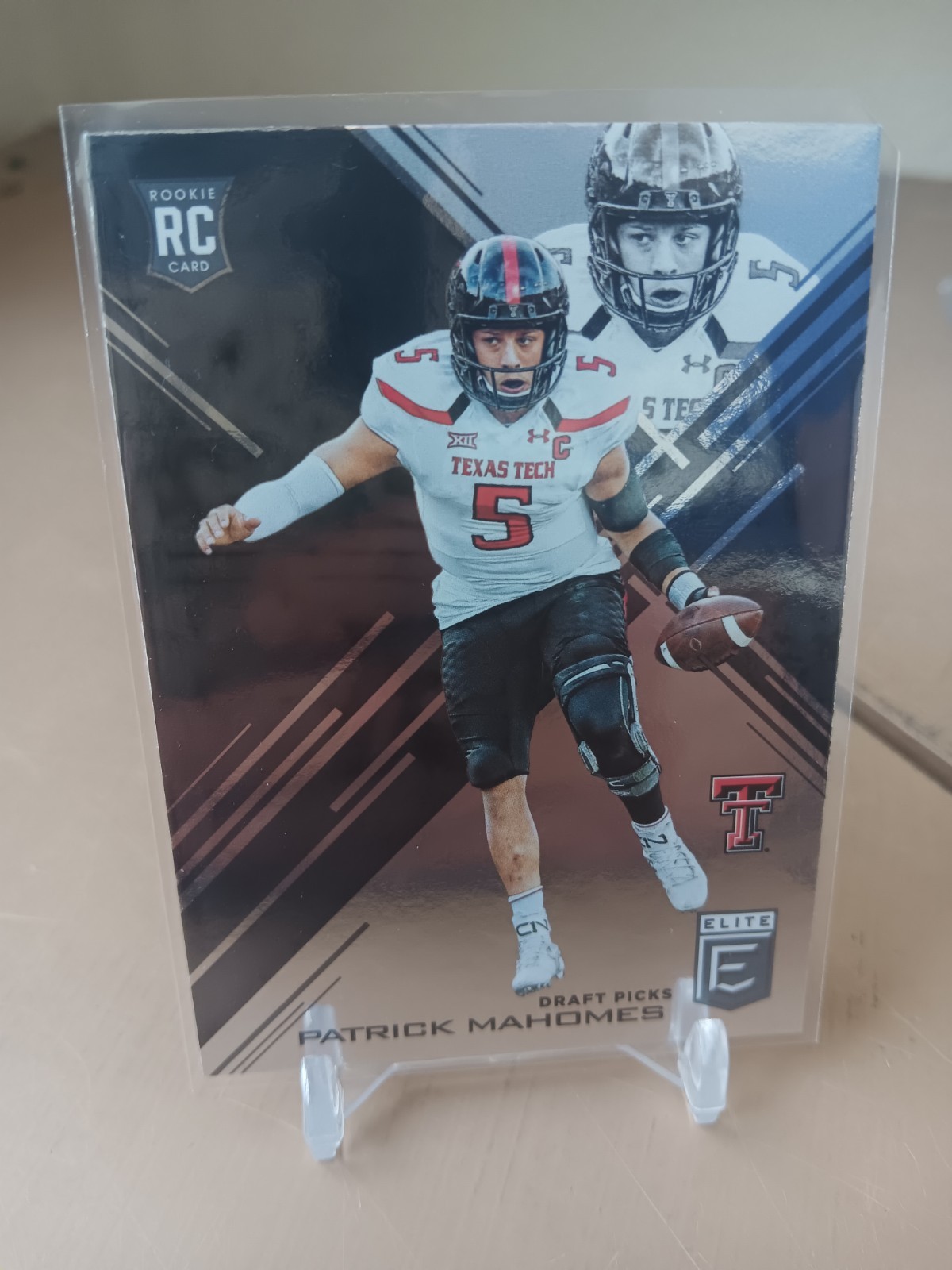 2017 Panini Elite Draft Picks Patrick Mahomes (RC) #145 *Free Shipping*