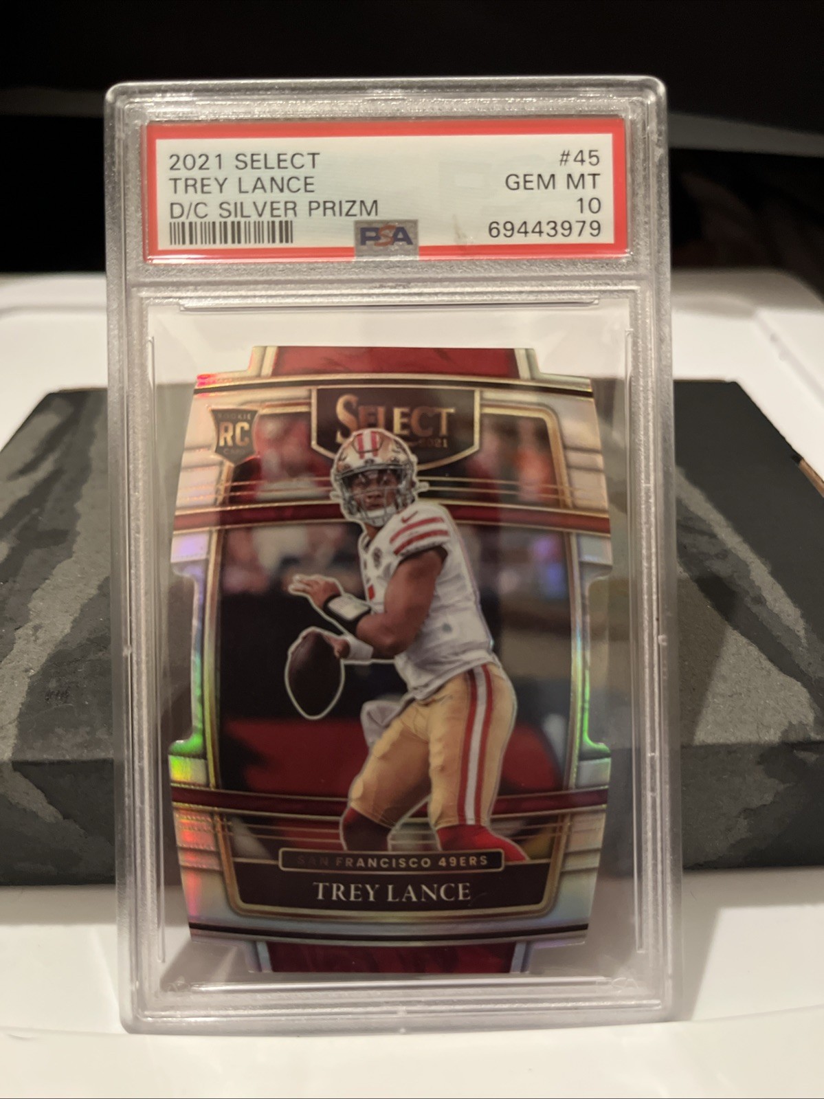 2021 Panini Select  Trey Lance #45 D/C Silver Prizm
