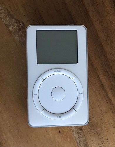iPod Classic 2a Generazione 20Gb (20 GB Touchwheel) - Picture 3 of 9