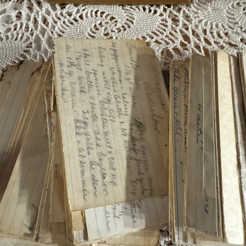 VINTAGE LOADED MERCHANTS BOX COMPANY RECIPE INDEX CARD BOX~HANDWRITTEN RECIPES! - Picture 12 of 20