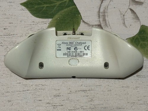Microsoft Xbox 360 Accessory Bundle inc Chat Pad & Memory Cards **UNTESTED** - Picture 3 of 7
