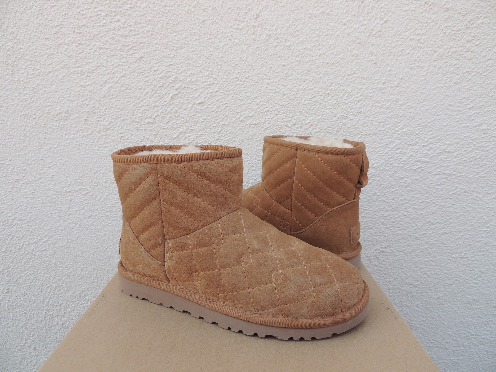 ugg mini chestnut 37