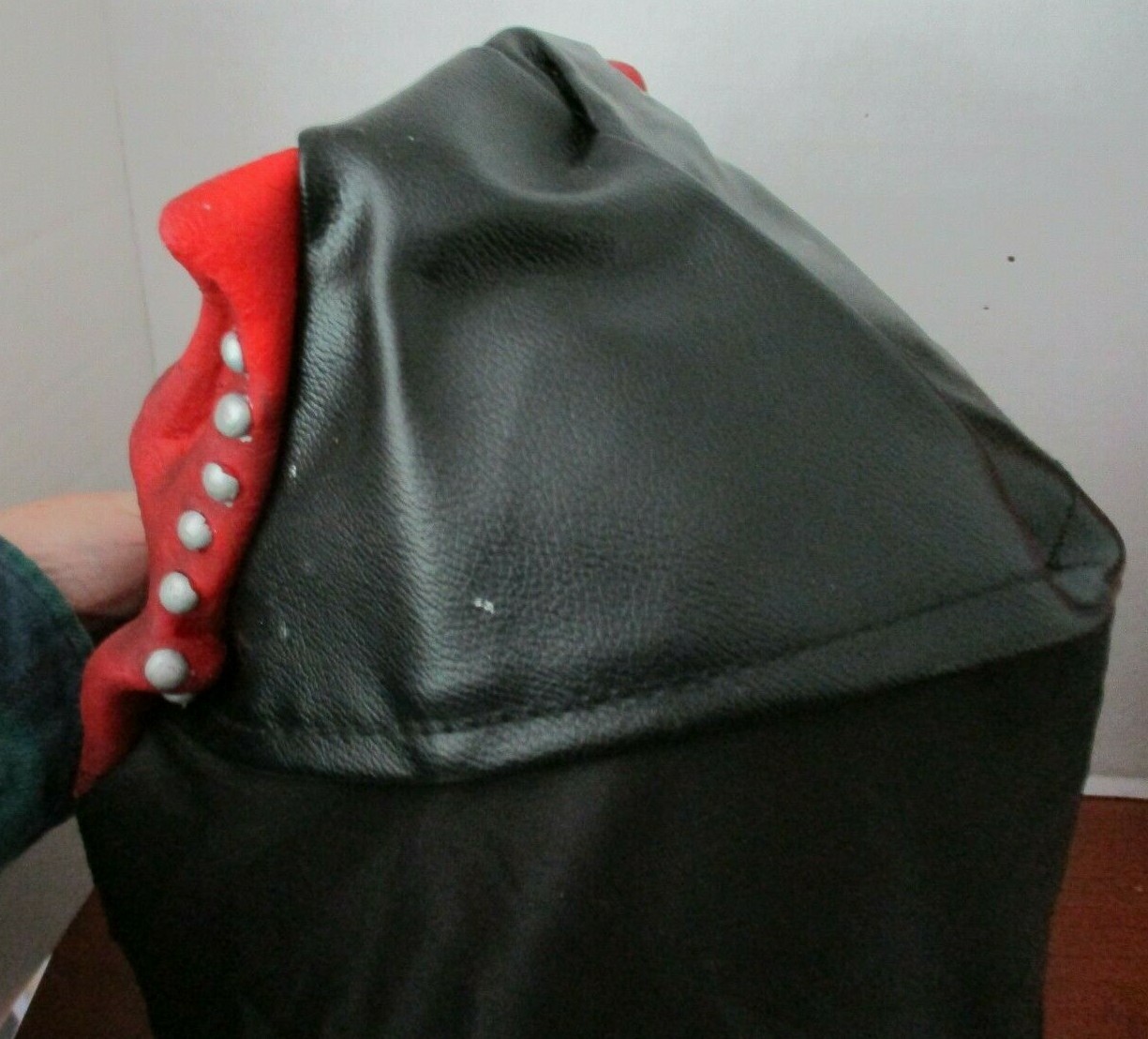 Picture 2 of 4