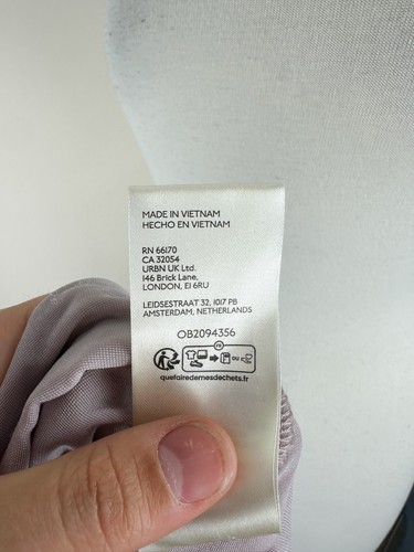 Neu mit Etikett by Anthropology Damen M Tilda schräg geschnittener Samt Maxi-Schlupfrock in Lavendel - Bild 12 von 16