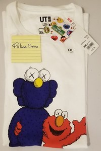 UNIQLO-KAWS-X-SESAME-STREET-GRAPHIC-T-SHIRT-ELMO-AND-BFF-WHITE-SIZE-XXL