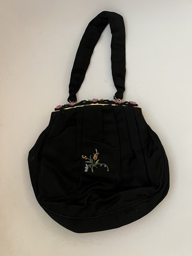 Vintage ( ?) Bolso de mano pequeño negro multicolor bordado floral - Imagen 4 de 6