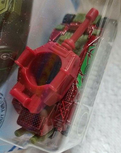 Hot Wheels 2020 HW Ride-Ons 3/5 TANKNATOR Red & Green TANK Race Car Toy 98/250 - Picture 11 of 12