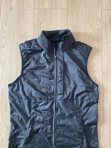 Nike Storm-Fit Lightweight Men's Black Vest Gilet Size Small - Picture 2 of 10
