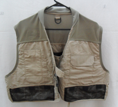 VINTAGE ORVIS FLY FISHING VEST MENS TAN KHAKI Super Tac-L-Pac XL 25 POCKETS - Picture 9 of 11