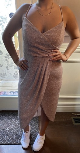 Betsy Adam Kleid Größe 8 neu - Farbe hell taupe - funkelnd - Spaghetti Riemen unverbindliche Preisempfehlung des Herstellers 195 $ - Bild 2 von 5
