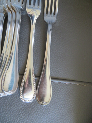 ménagère 12 p en métal argenté orfèvre Ravinet Denfert model perle et liseré - Foto 6 di 6