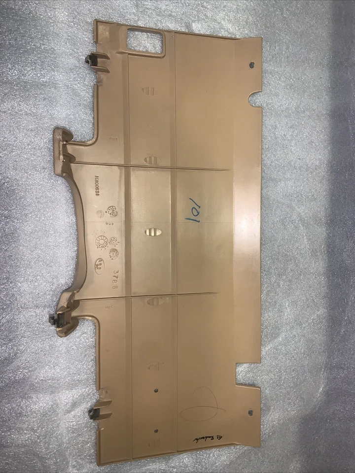 Rodillera Buick Roadmaster 1991-1993 panel reforzado beige tostado 10100631 Foto 3 de 4