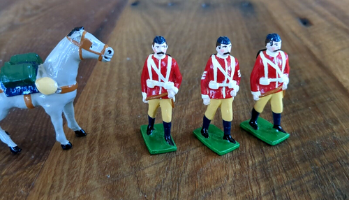 Langley Toy Soldiers British Infantrymen & Ammunition Mules - Picture 4 of 10